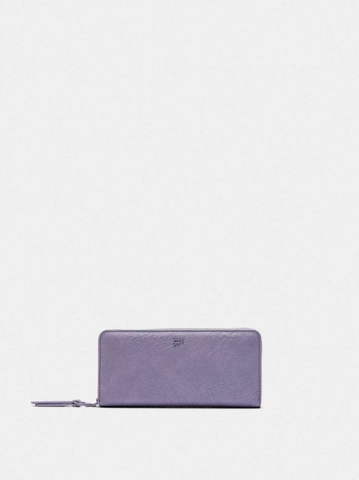 Дамски портфейли Parfois и козметични чантичка.