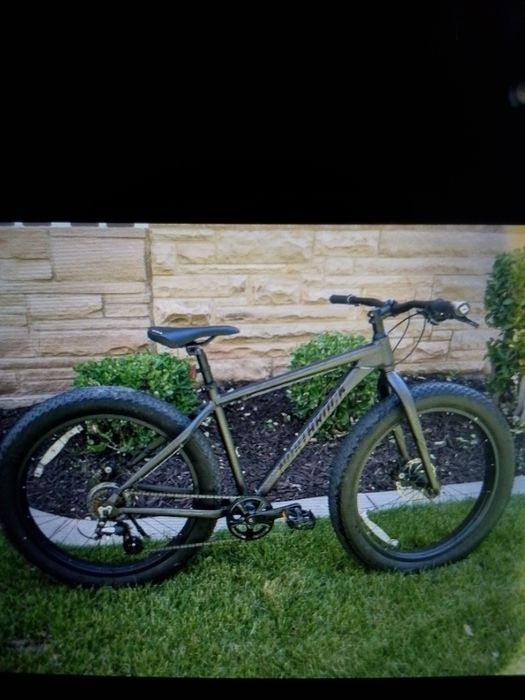 Fat Bike velosiped sotiladi