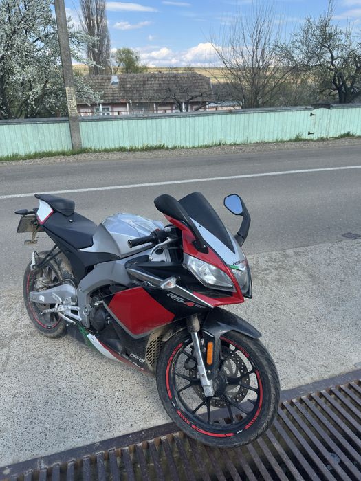 aprilia rs125 (nu honda, yamaha, kawasaki)