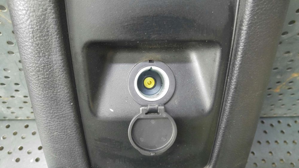 Consola spate cu priza de alimentare fiat freemont 345 100001095 3000538lfn