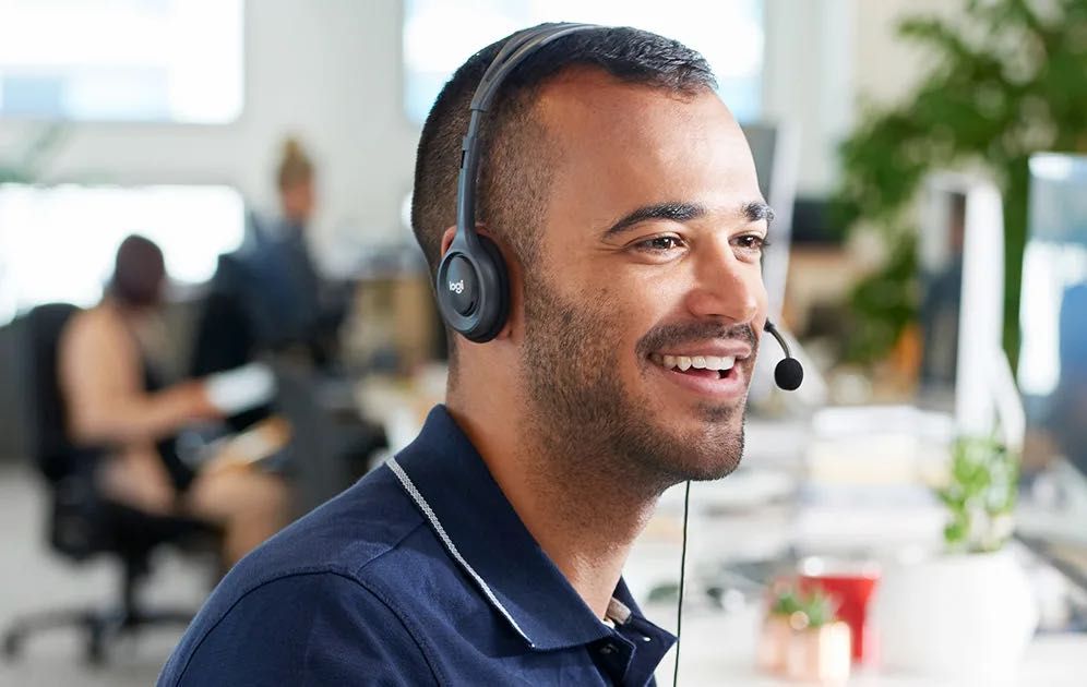 Logitech H111 — Проводная стереогарнитура с разъемом 3,5 мм