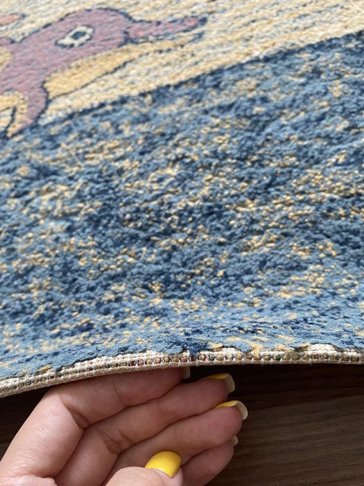 Продам Ковер 2*1,5 в хорошем состоянии !