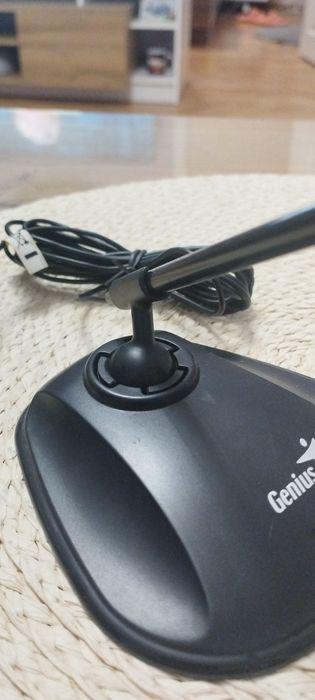 Микрофон Genius за компютър