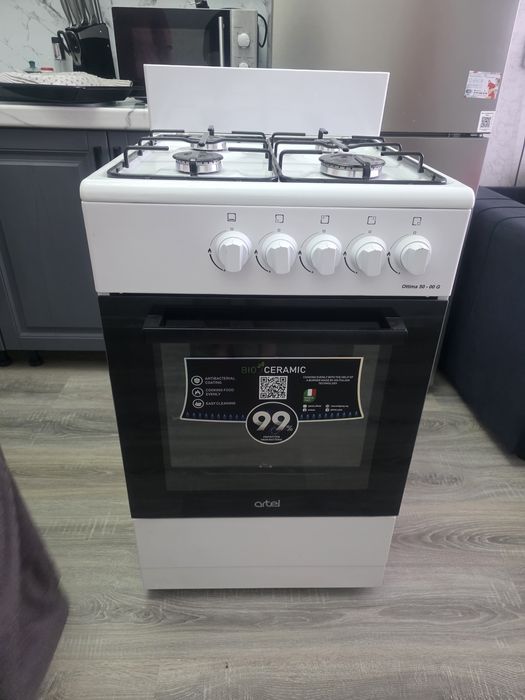 Продам газ плиту