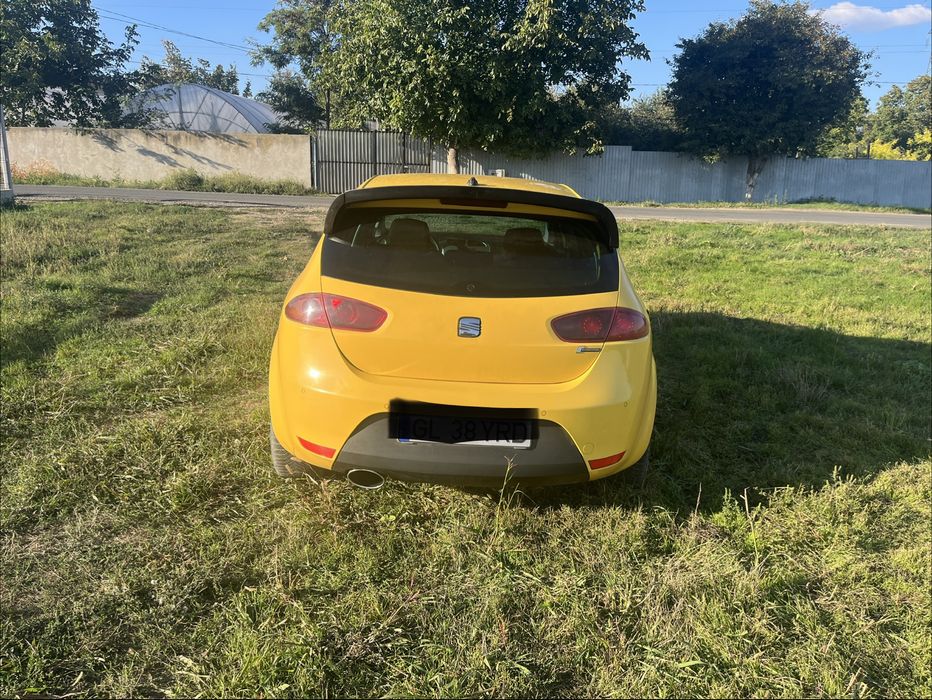 SEAT Leon 2010 — imagine 3