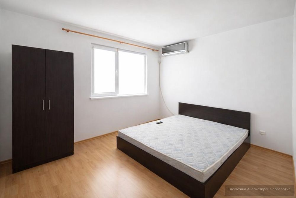 Тристаен апартамент  в гр.Варна, Цветен квартал!