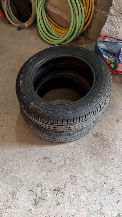 2  летние шины Kumho