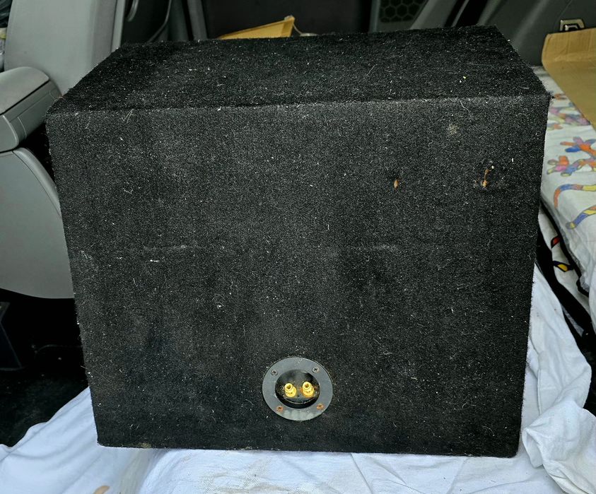 Subwoofer JBL gt4 series