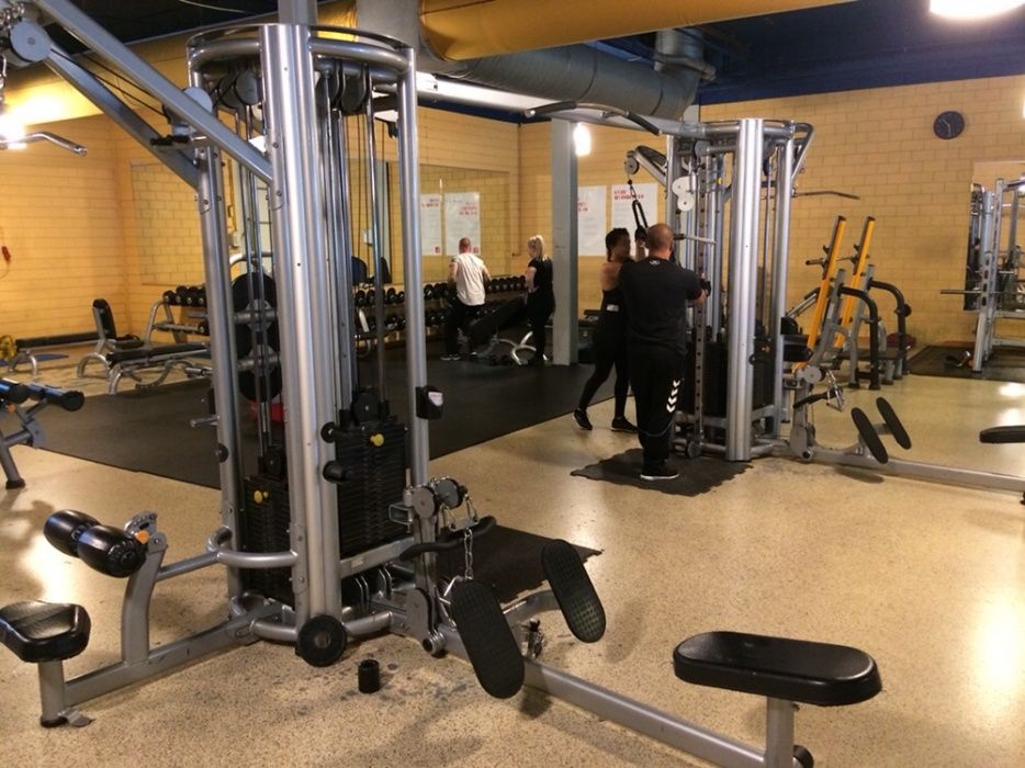 Depozit aparate fitness technogym