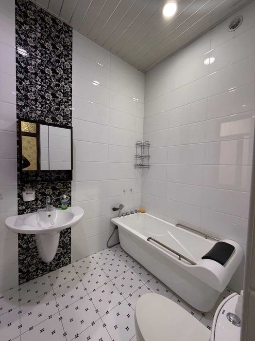 Олмазор Мевазор махалада 6 сотих Шикарний Учаска сотилади