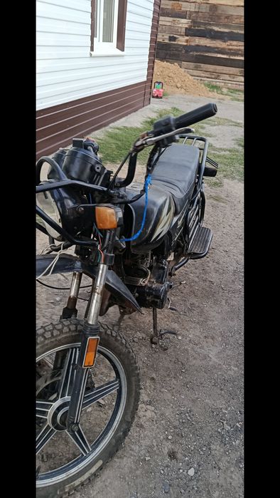 Продам мотоцикл 200 кубов