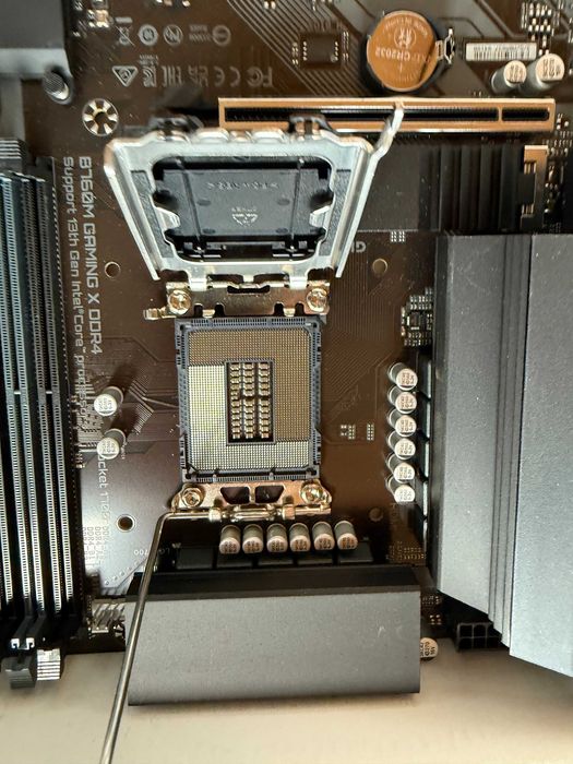 Lot retururi 8 placi de baza Z790 B760 H770 H670 B760M B660M