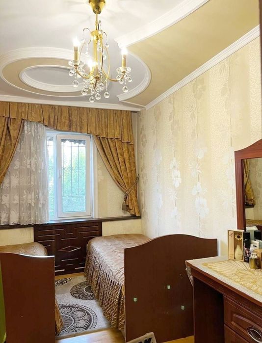 Labzak "Brasserie", Anhor Lokomotiv park arenda bollaga