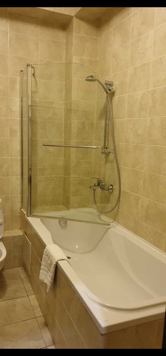 Продам раковины и стекло перегородки