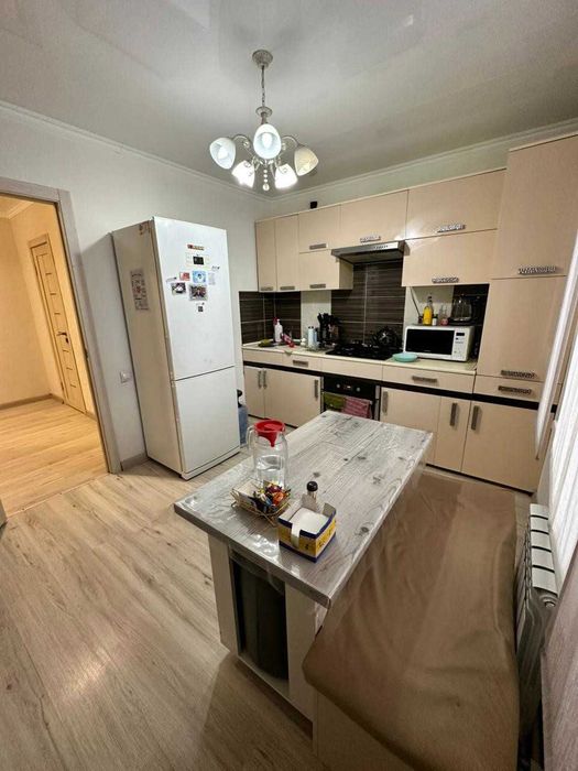 Продам 2-ком квартиру Клуб строителей