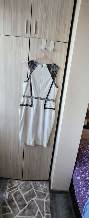 Рокля вталена 1 бр