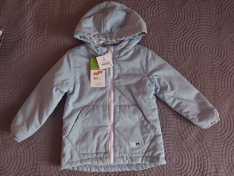 Geaca noua cu eticheta mărimea 92