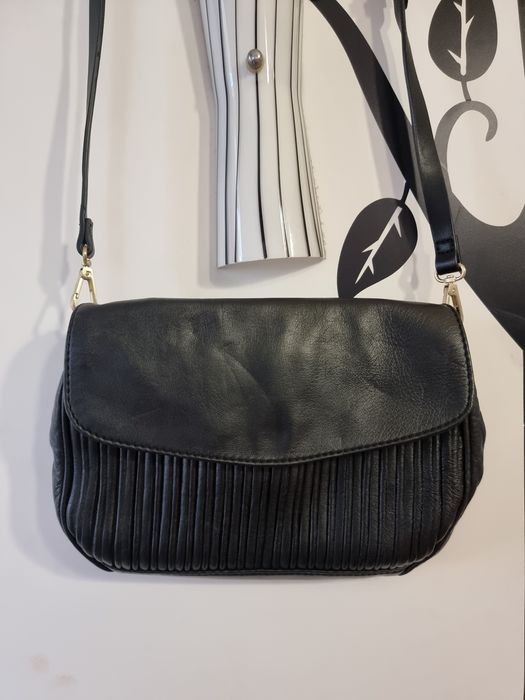 Естествена кожа чанти