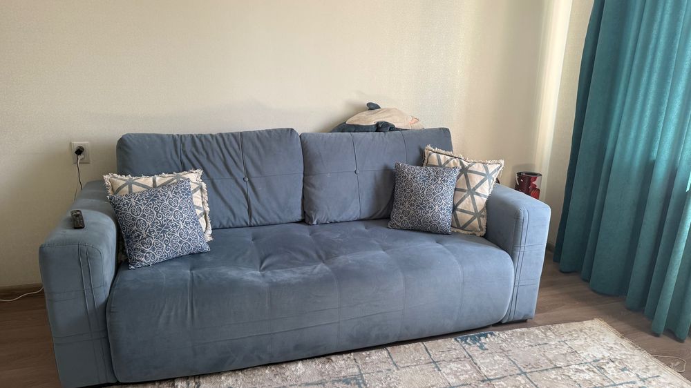 Продам диван самовывоз