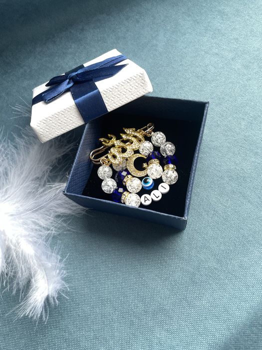 Именная булавка