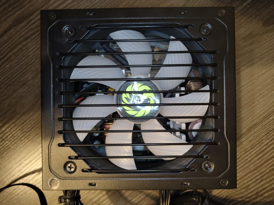 Продам блок питания, 700в VP RGB Modular