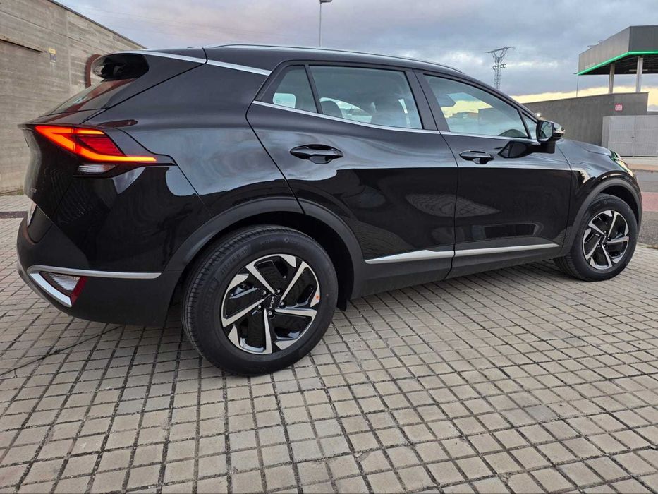 KIA Sportage 2025 — imagine 4