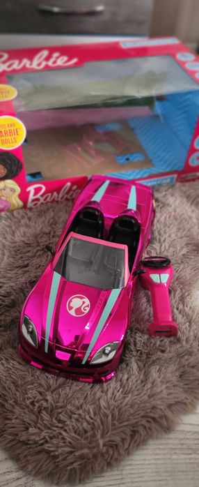 Кола с дистанционно Barbie