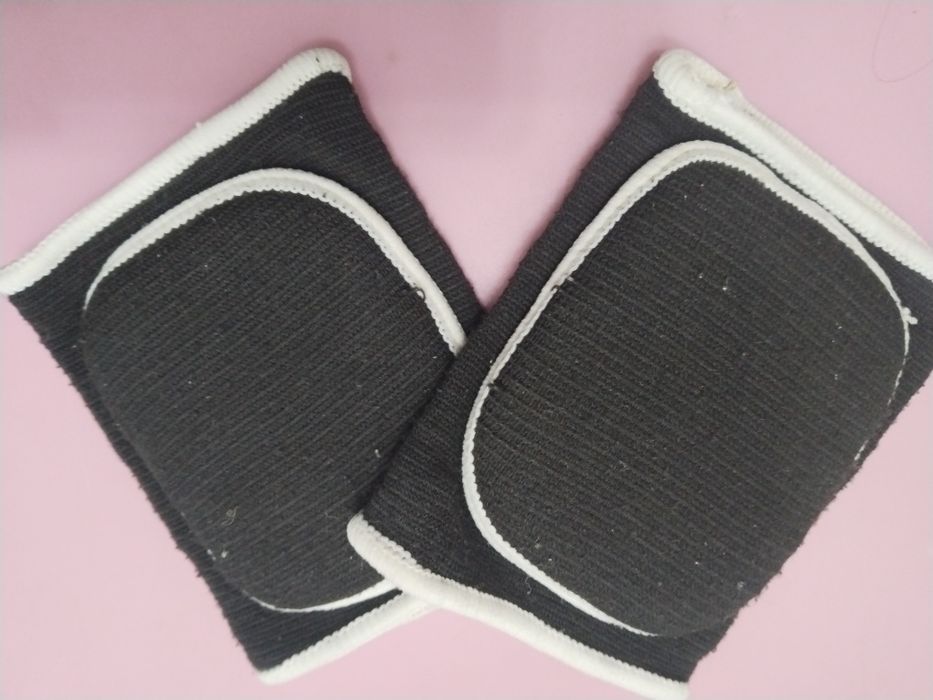 Наколенники для волейбола