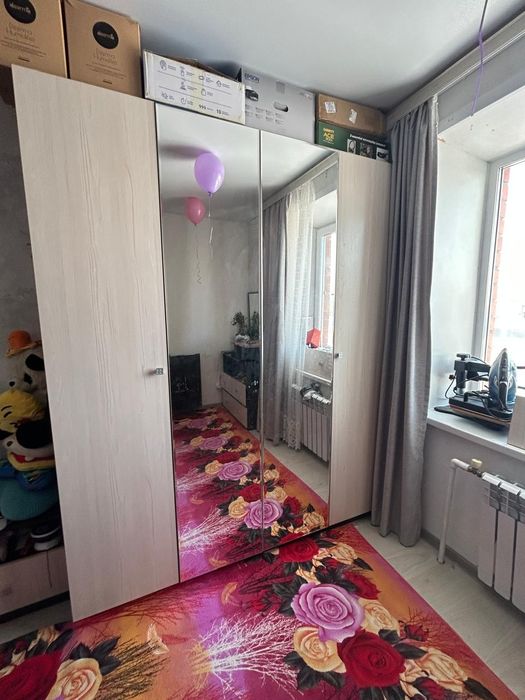 Продается Шкаф 45000 торг