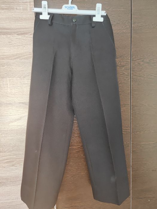 Брюки на мальчика лет 9-10