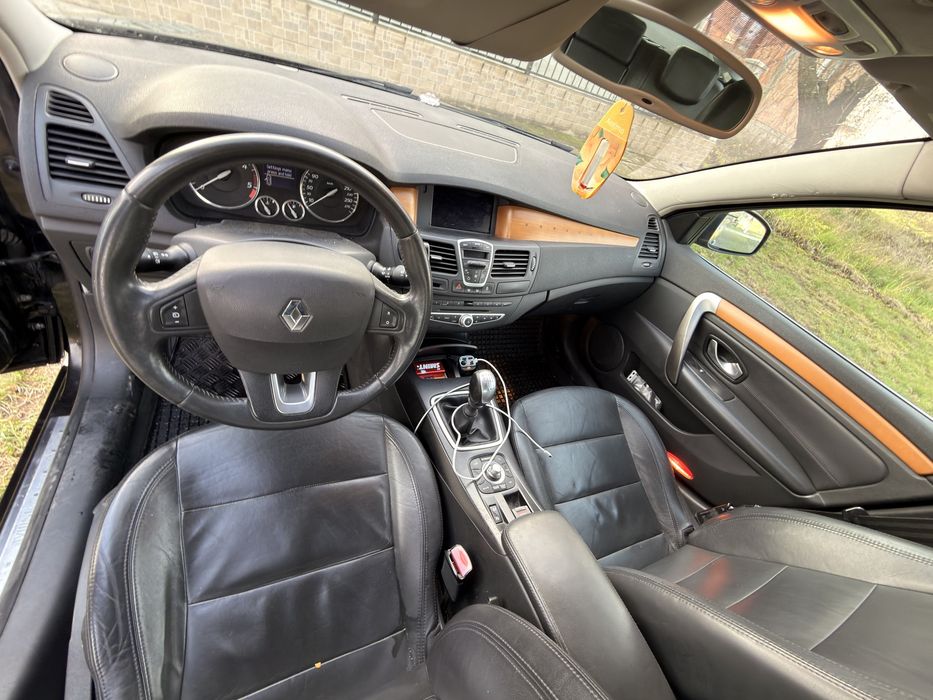 Renault Laguna 3 2.0 d 170cp Initiale Paris 2008