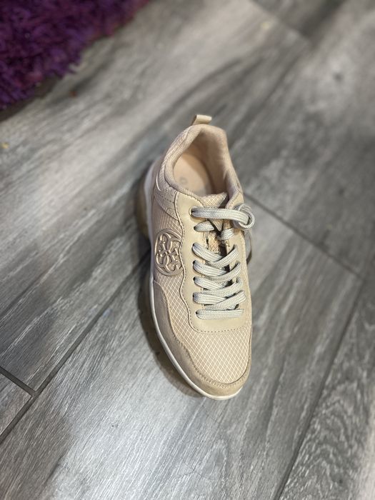 Adidasi originali guess