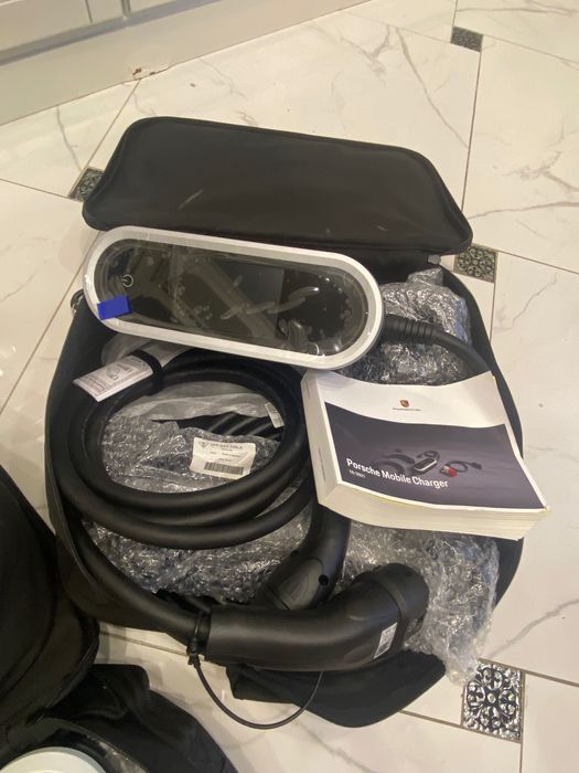 Stație de încărcare auto Încărcător auto Porsche