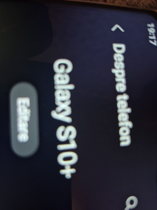 Vând samsung s10+ cu ecran zgâriat