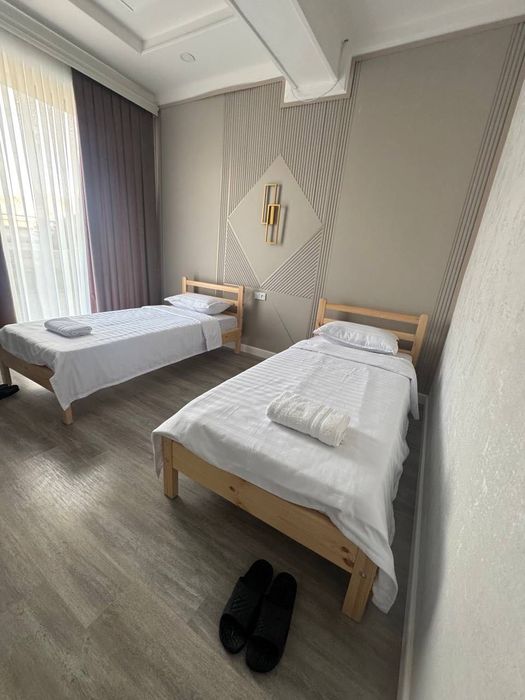 Hostel lux, Mehmonhona