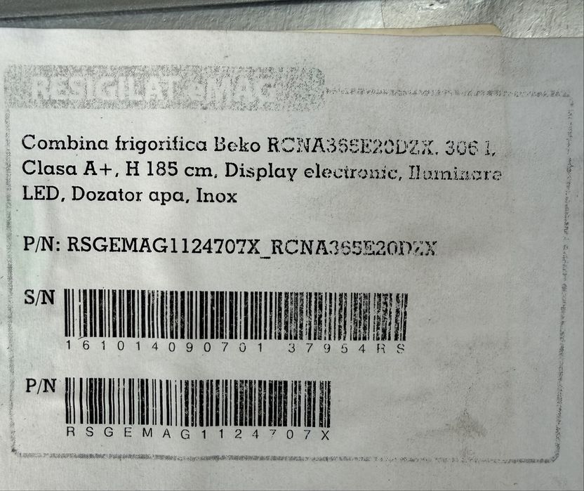 Vând frigider Beko.