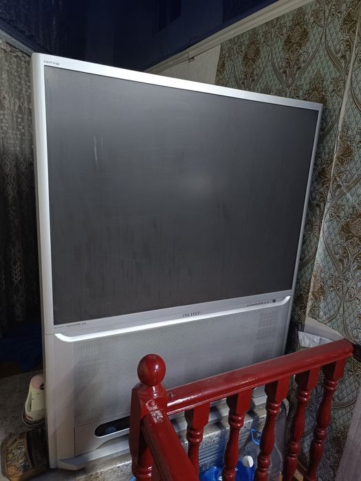Продам телевизор