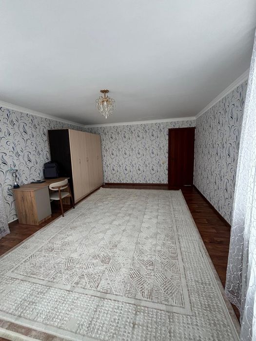 Продается двух этажный дом