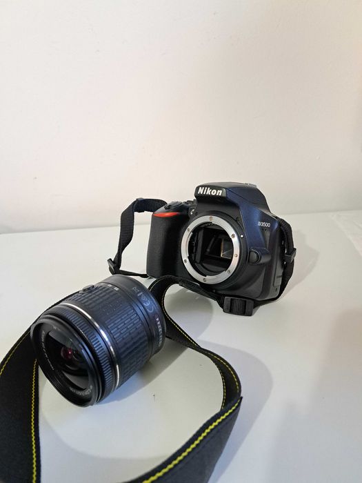 Aparat foto Nikon D3500