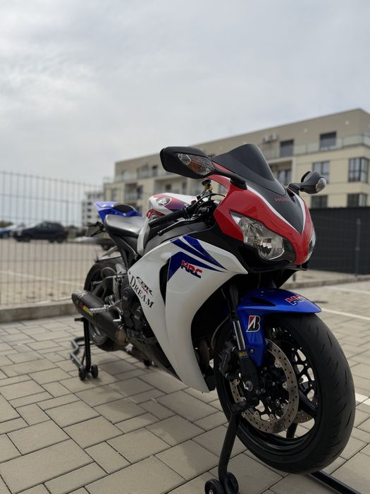 Honda cbr 1000 rr sc59