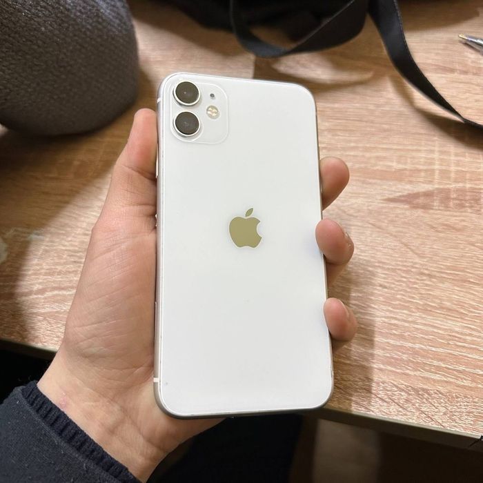 iPhone 11 64/82 ideal