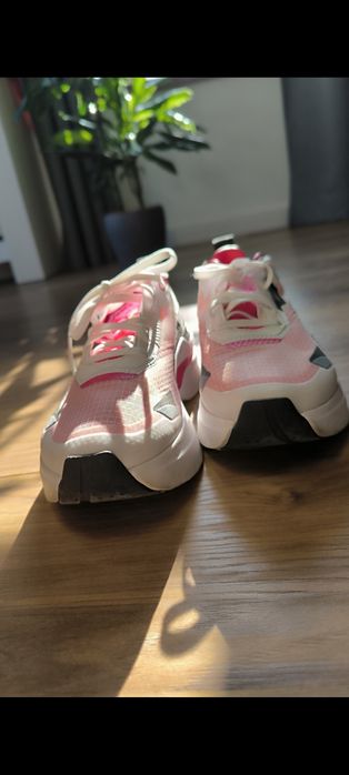 Дамски маратонки PUMA Kosmo Ride