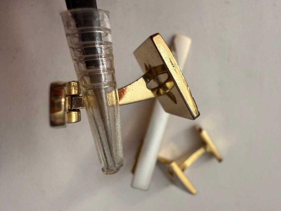 Set accesorii de lux Givenchy - Butoni si ac pentru cravata