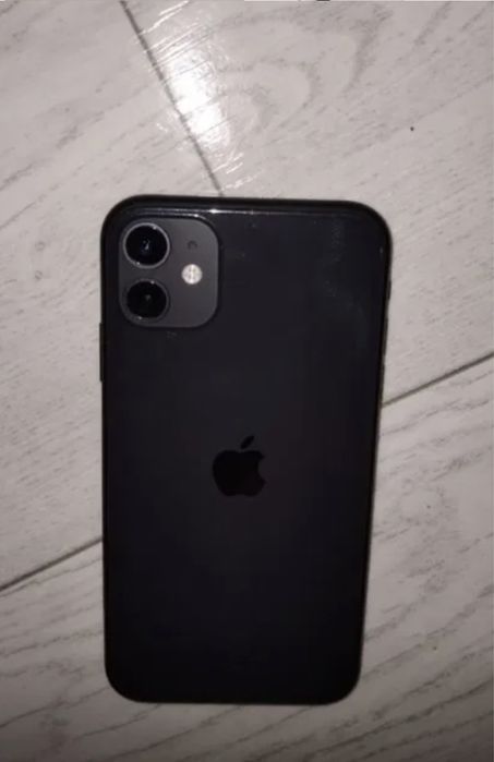 Айфон 11 64гб 75 %