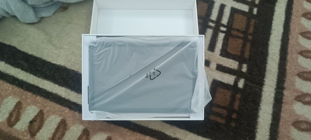 Продается планшет срочно!!