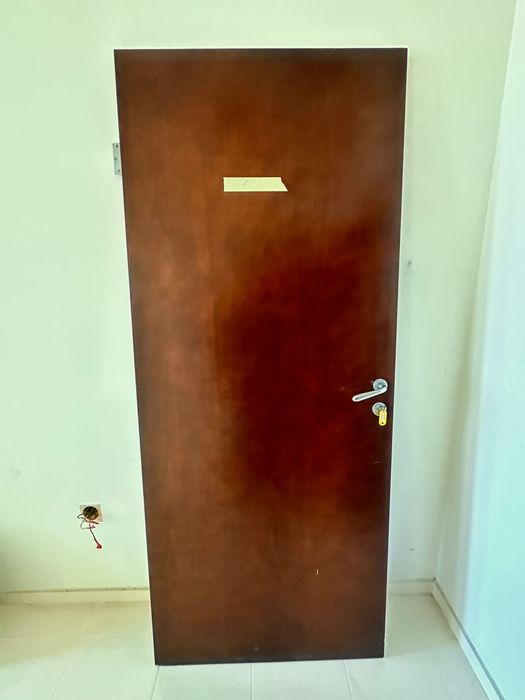 Интериорни врати