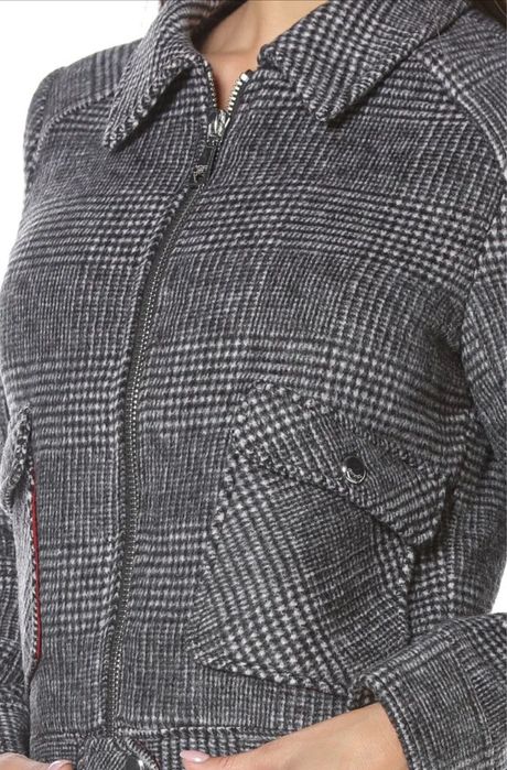 Geaca Guess, marimea M