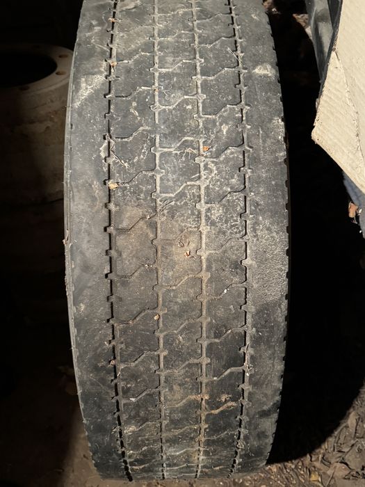 Резиную грузовую продам.