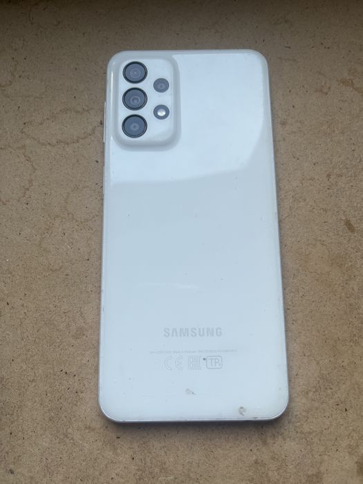 Samsung A52, Б/у,с разбитом стеклом