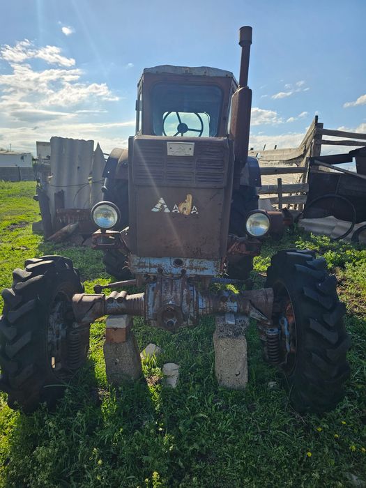 Продам трактор Т-40